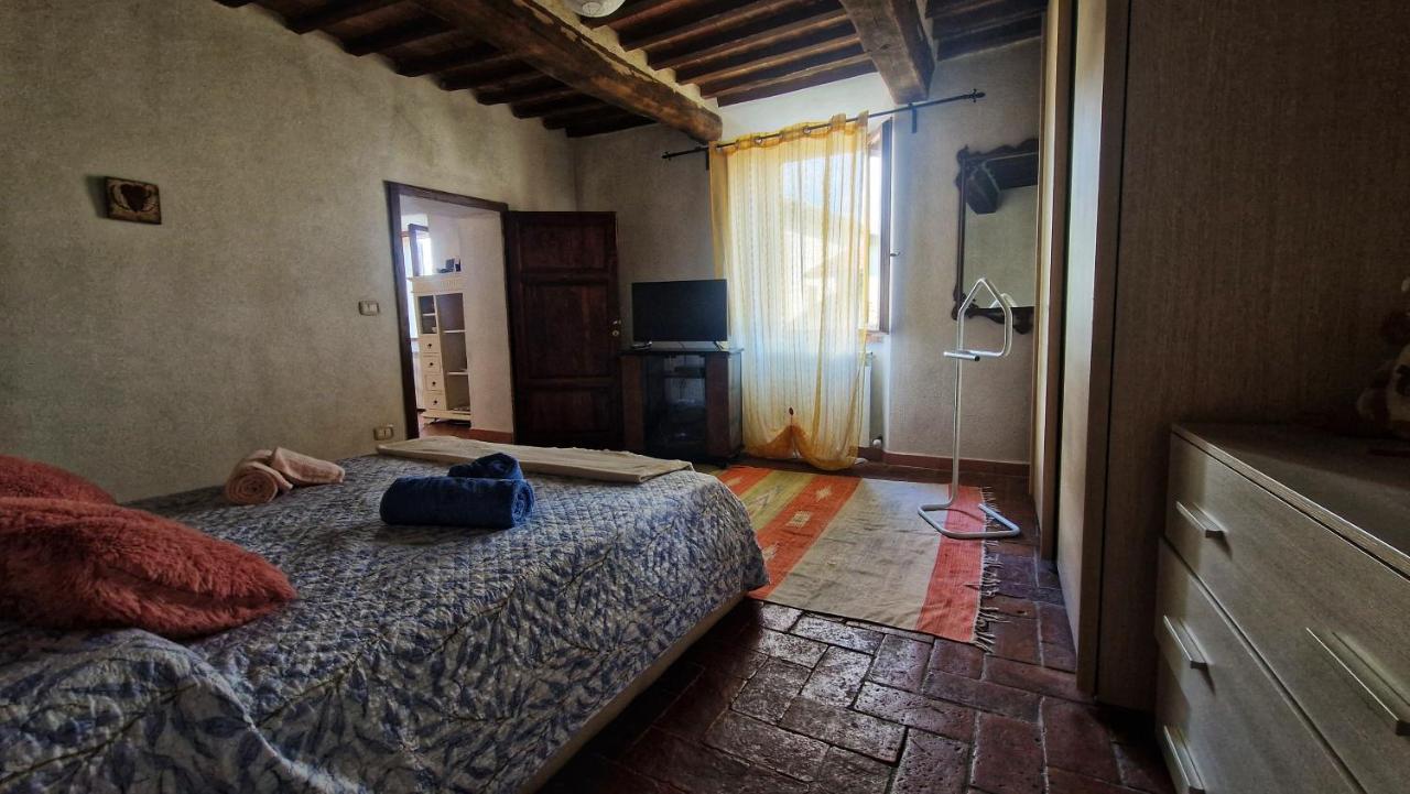 appartamento con due camere matrimoniali nel centro di roccatederighi Esterno foto