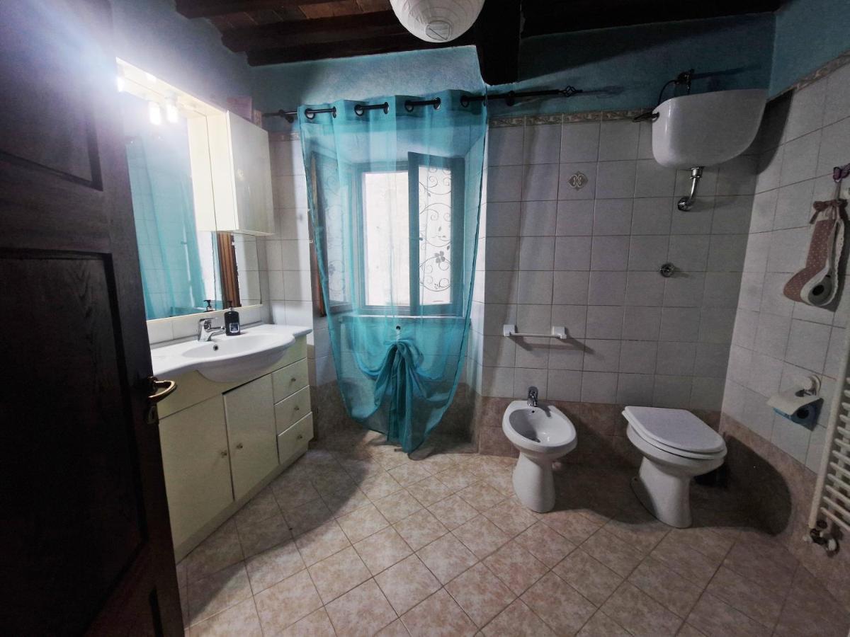 appartamento con due camere matrimoniali nel centro di roccatederighi Esterno foto